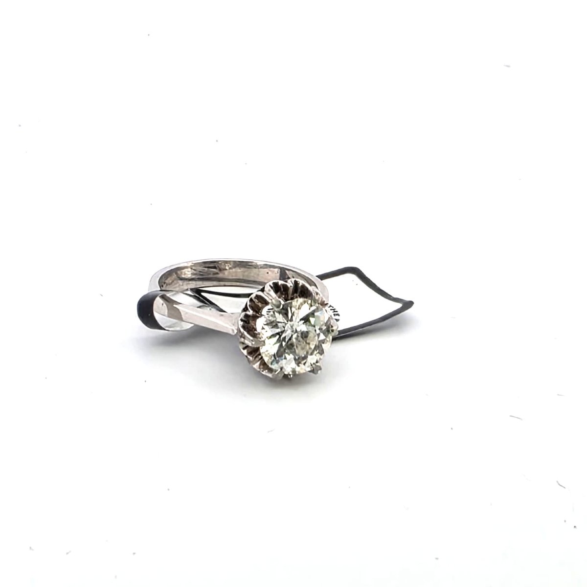 Vintage White Gold Solitaire Ring With Prominent Diamond-photo-5
