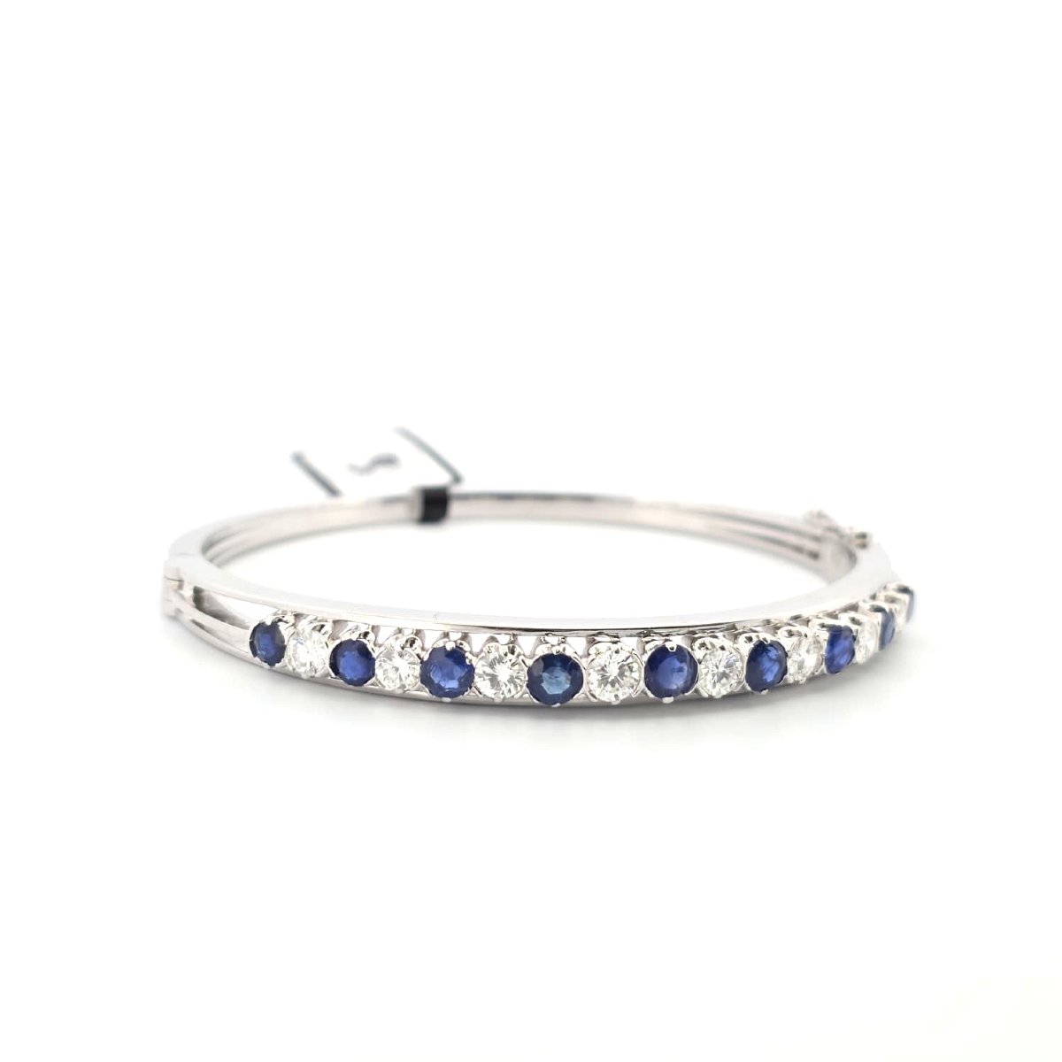 Bracelet rigide en or blanc 18kt avec saphirs et diamants-photo-4
