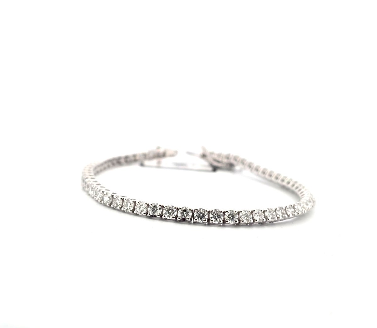 Bracelet de tennis en or blanc 18kt avec diamants de haute qualité-photo-3