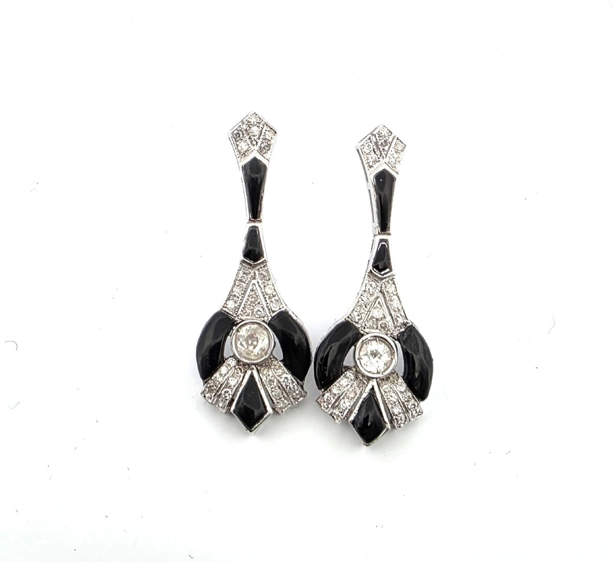 18kt White Gold Art Deco Earrings With Diamonds And Onyx In The 1930s-photo-2