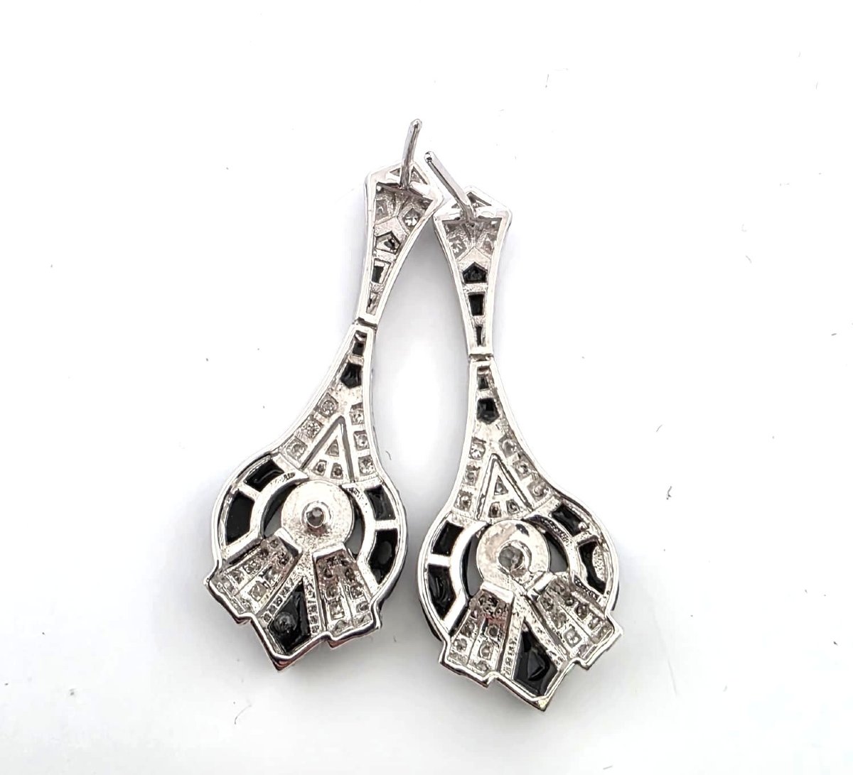 18kt White Gold Art Deco Earrings With Diamonds And Onyx In The 1930s-photo-5