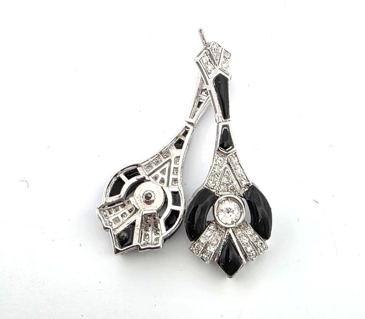 18kt White Gold Art Deco Earrings With Diamonds And Onyx In The 1930s-photo-6