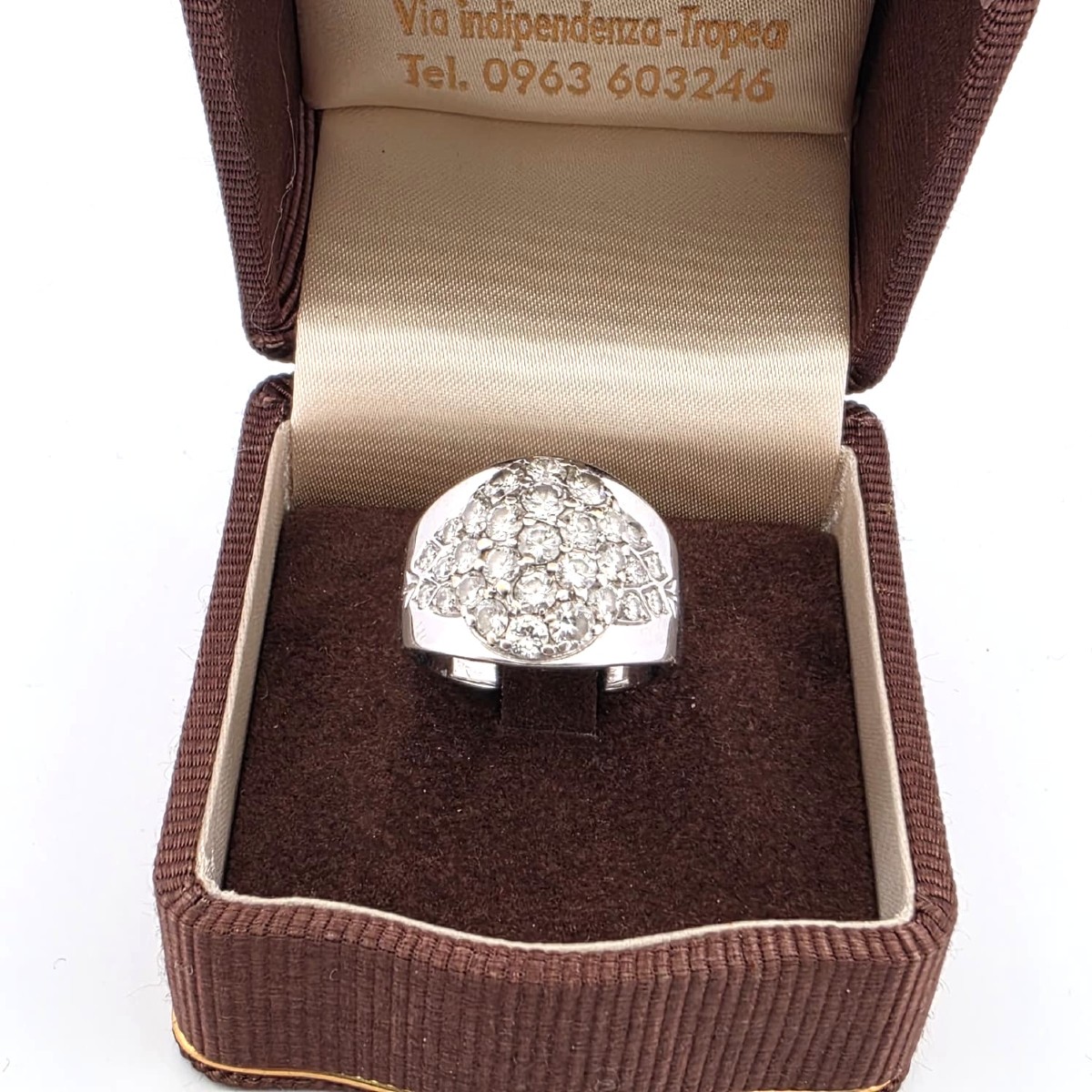 18kt White Gold 70' Ring With Diamond Peacock