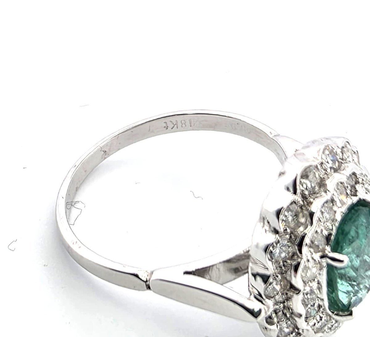 18kt White Gold 50' Ring With Emerald And Diamonds-photo-3