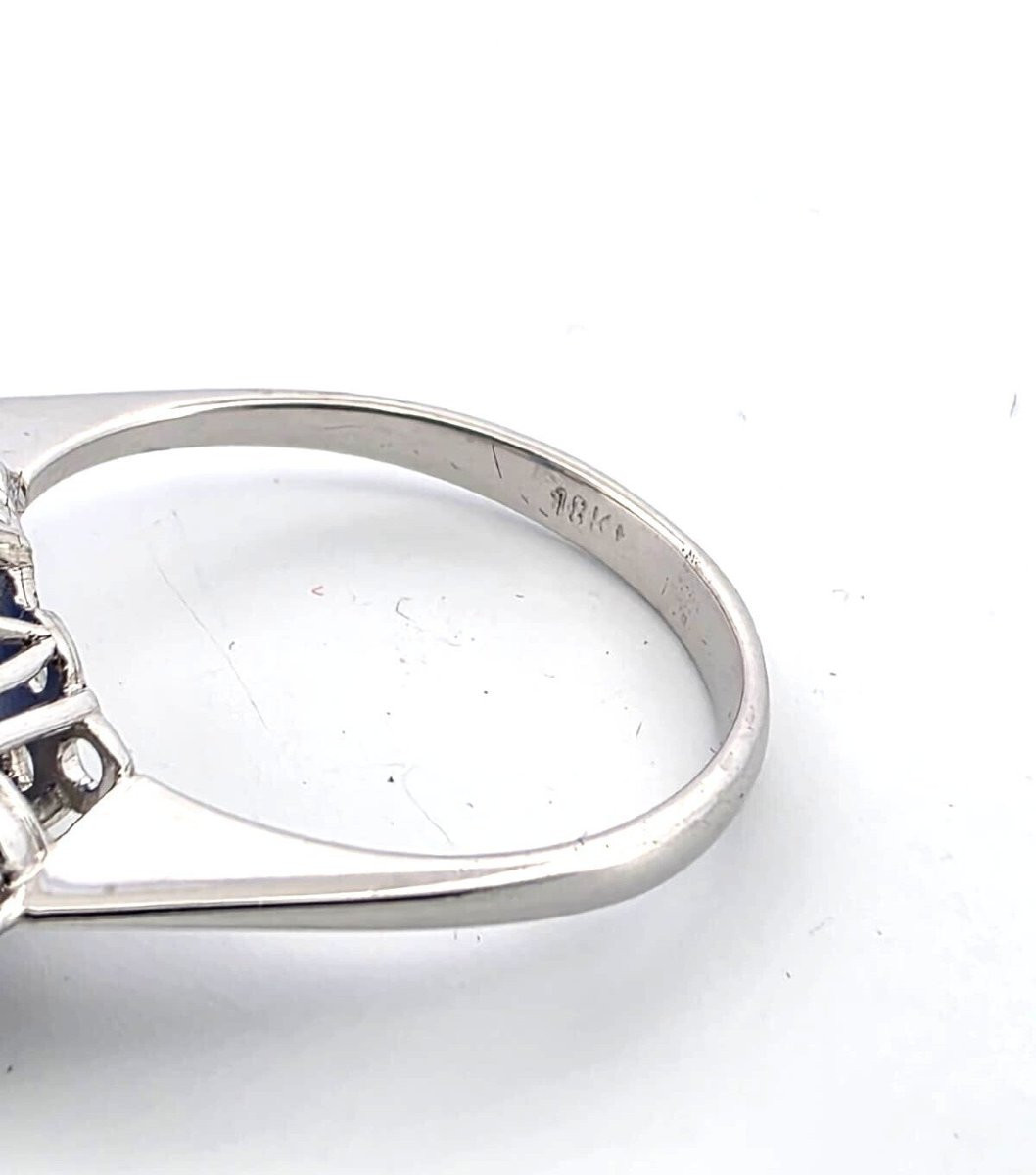 Bague en or blanc 18 carats avec saphir naturel birman et diamants-photo-4