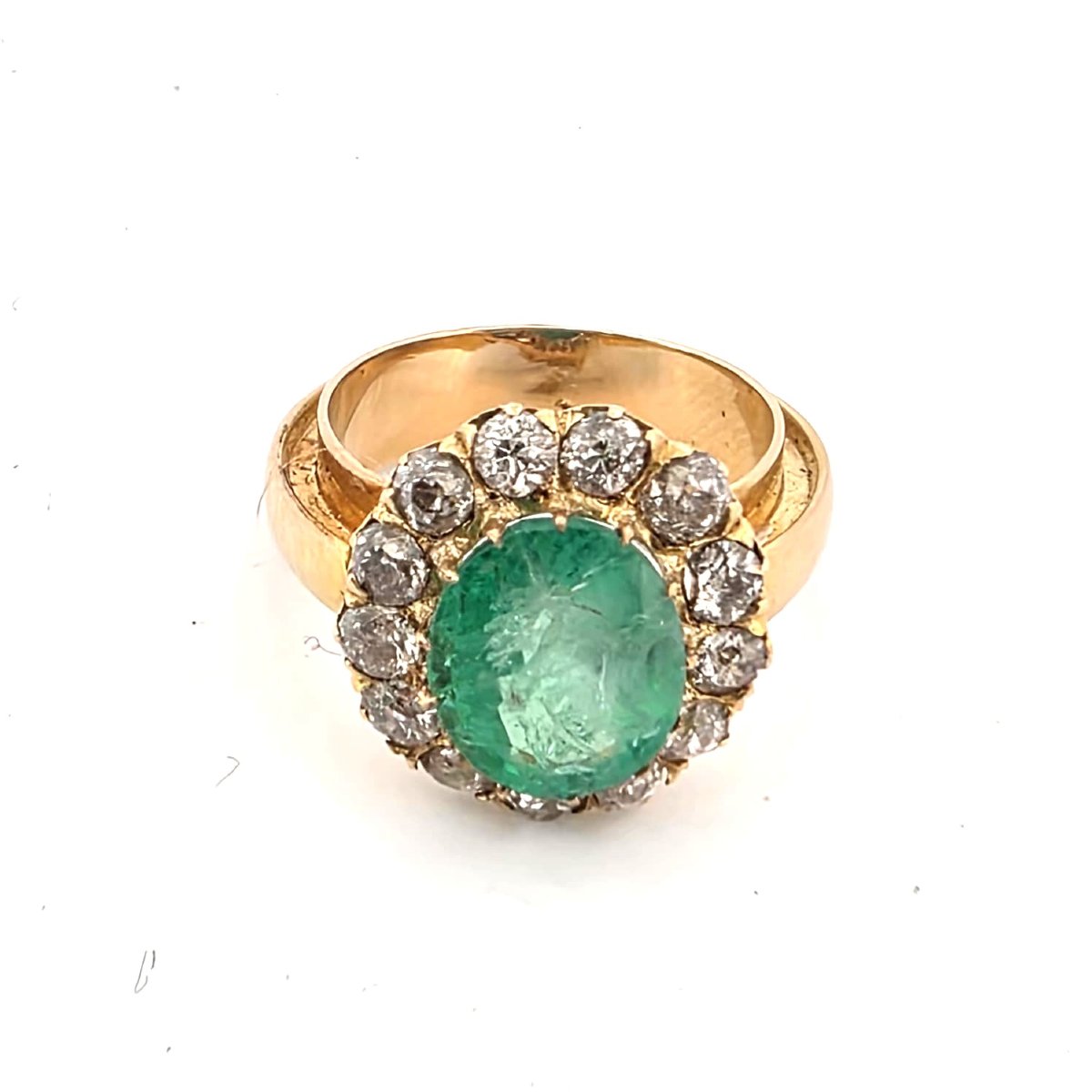 18-karat Yellow Gold Ring With A Central Emerald And Diamonds-photo-4