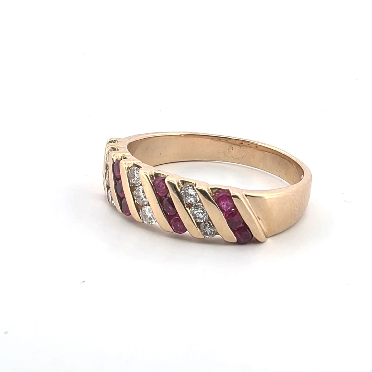 18-karat Yellow Gold Ring With Rubies And Diamonds-photo-4