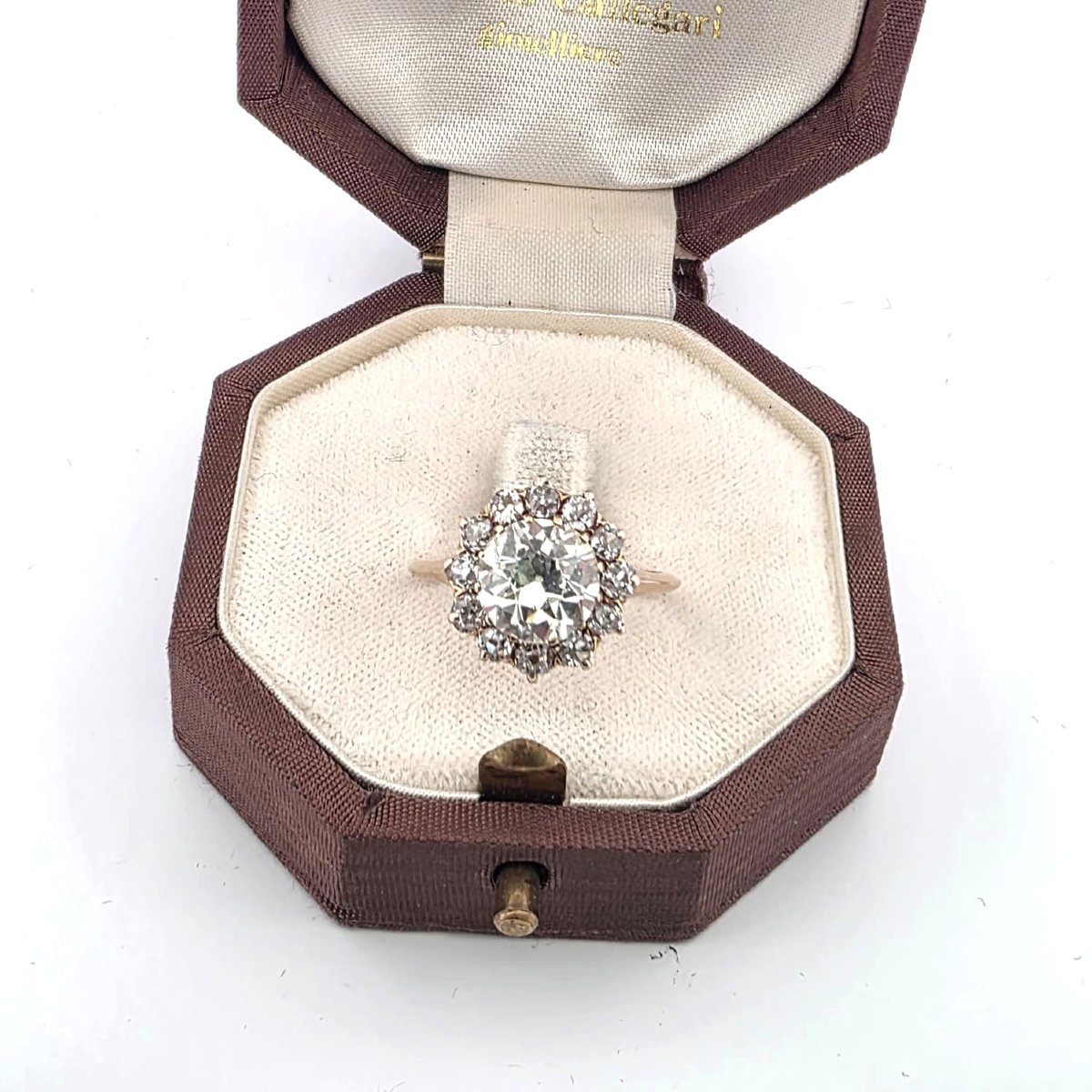 18-karat Yellow Gold Victorian Ring With A Center Diamond And Accent Diamonds-photo-6