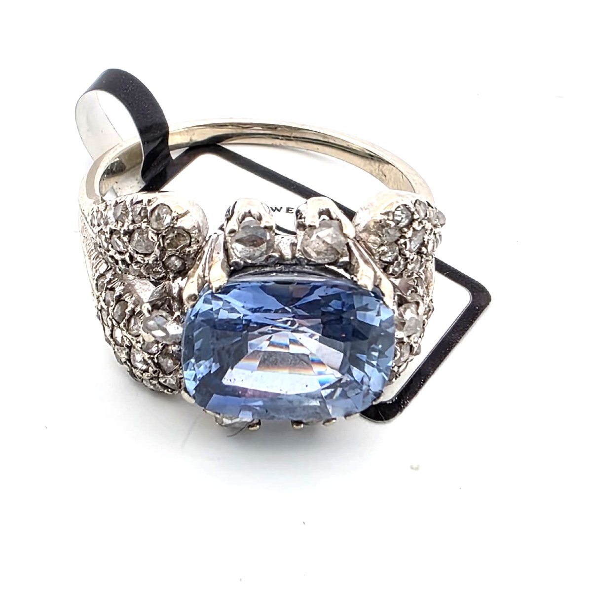 18k White Gold Ring With A Ceylon Sapphire And Diamonds  Weight Of The Jewelry: 7.4 G  Ring Size: 18.-photo-2