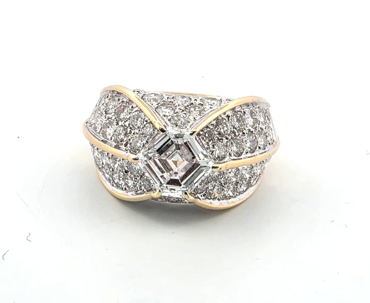 Yellow Gold Ring With Diamonds-photo-4