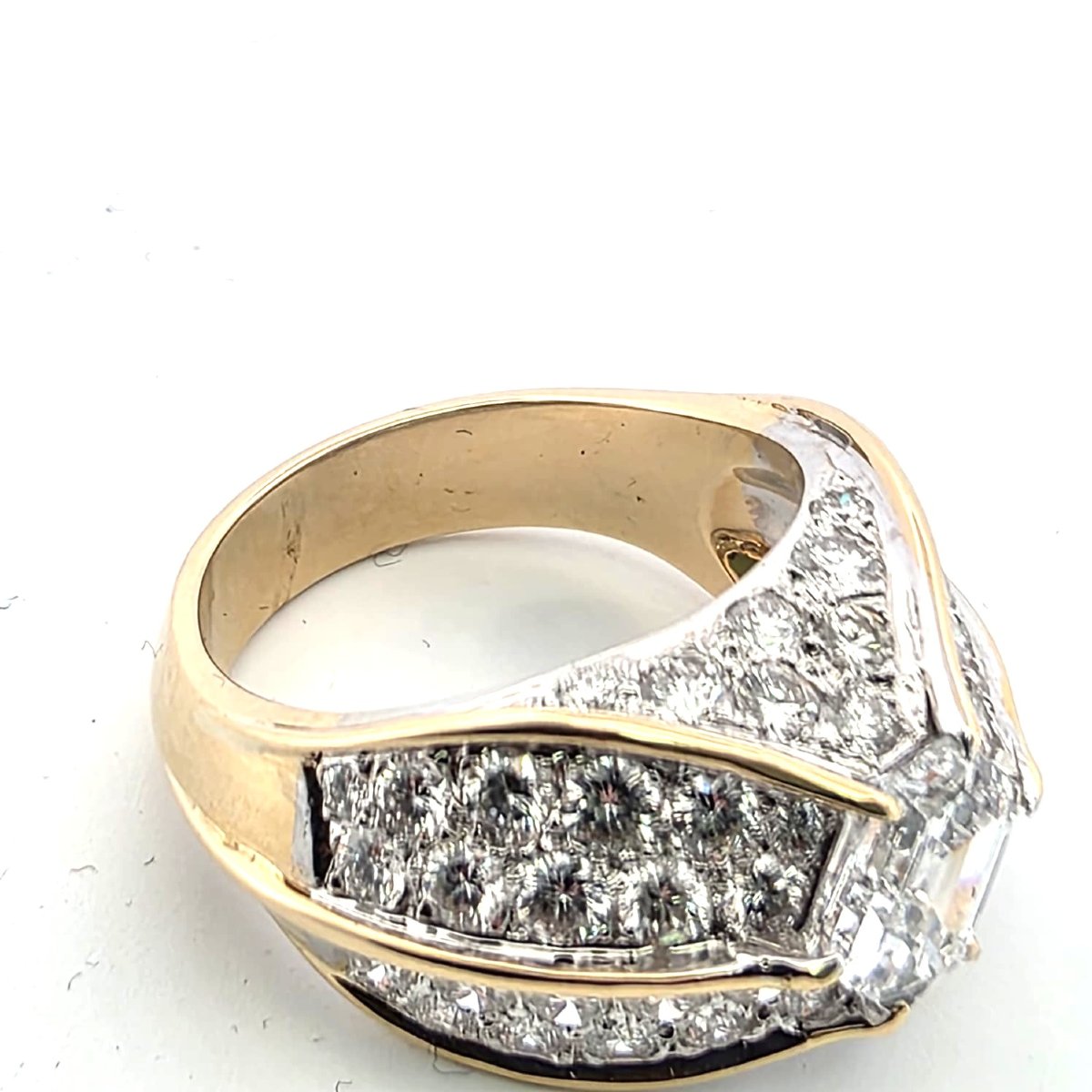 Yellow Gold Ring With Diamonds-photo-4