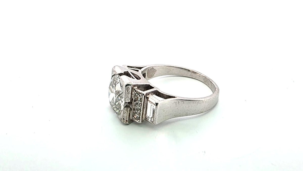 18-karat White Gold Ring With Diamonds-photo-8