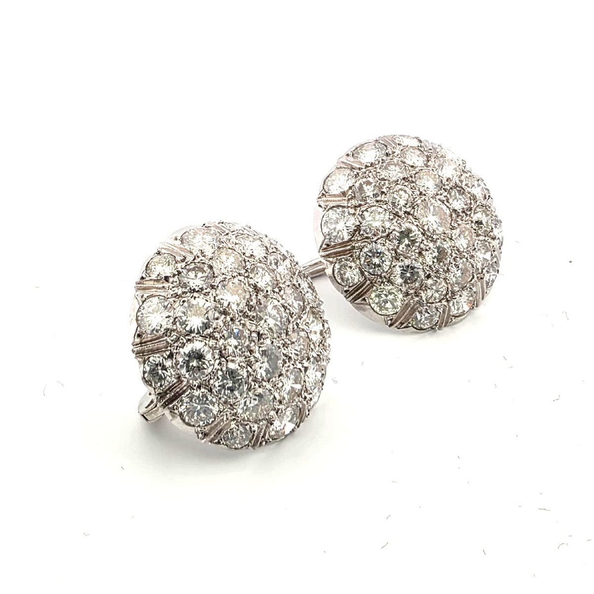 18-karat Gold Earrings With Diamonds-photo-2