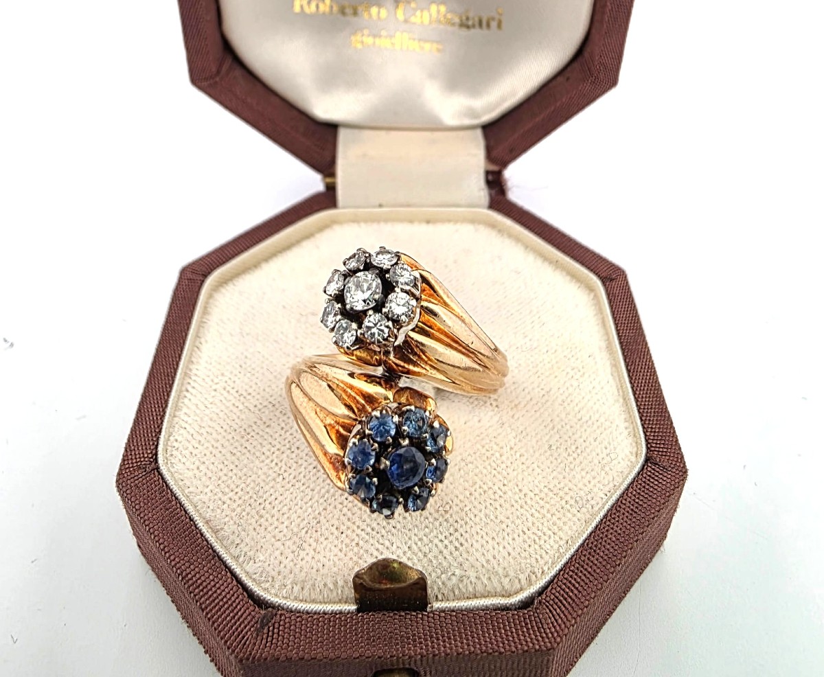 Bague en or jaune 18kt avec diamants et saphirs