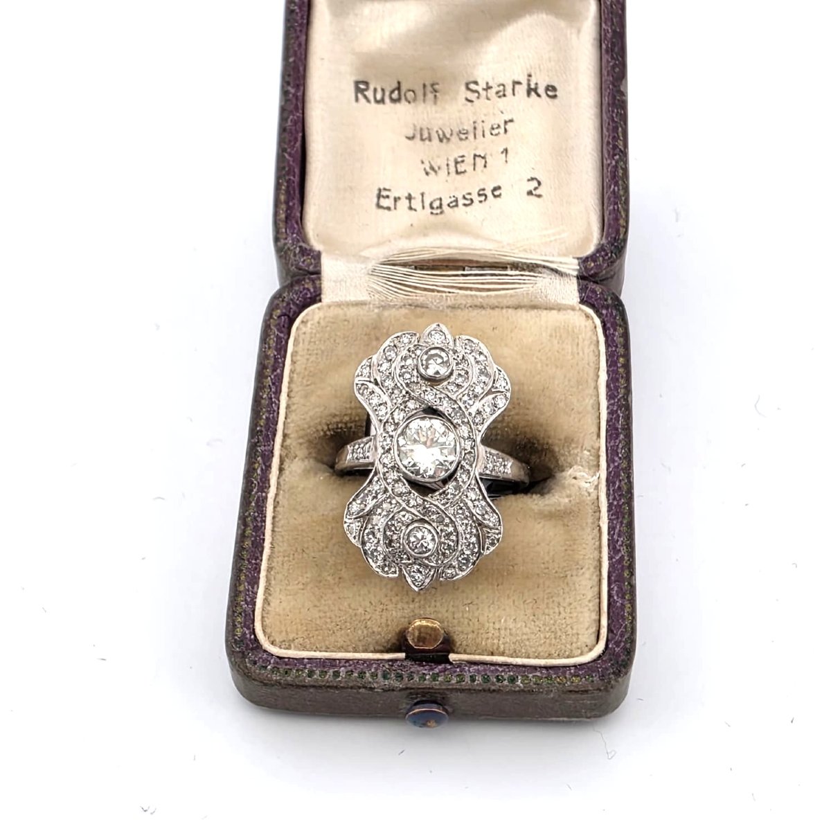 18-karat Yellow Gold Ring With Diamonds-photo-8