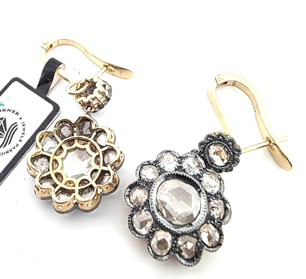 18-karat Yellow Gold Earrings With Coroné-set Pink Diamonds-photo-2