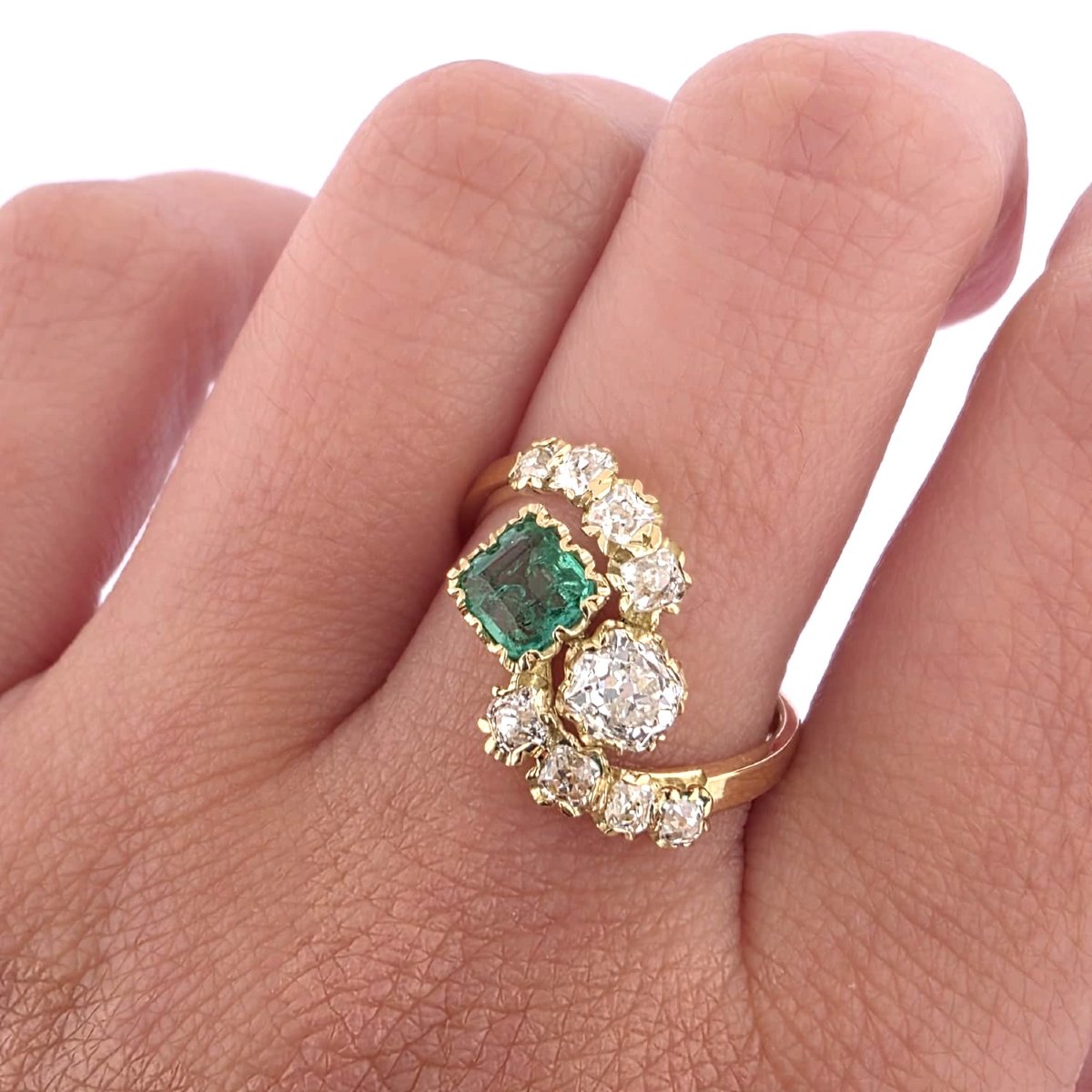 18-karat Yellow Gold Ring With Diamonds-photo-2