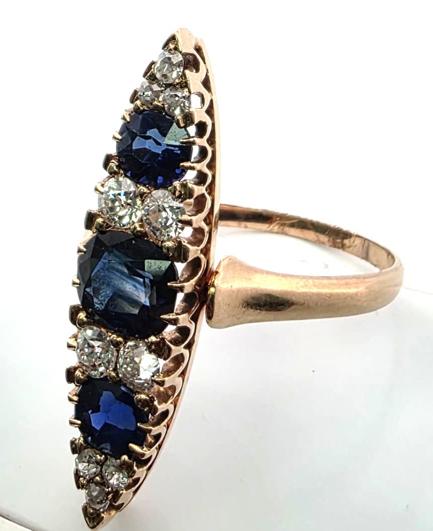 Bague en or jaune 18kt avec diamants et saphirs-photo-4