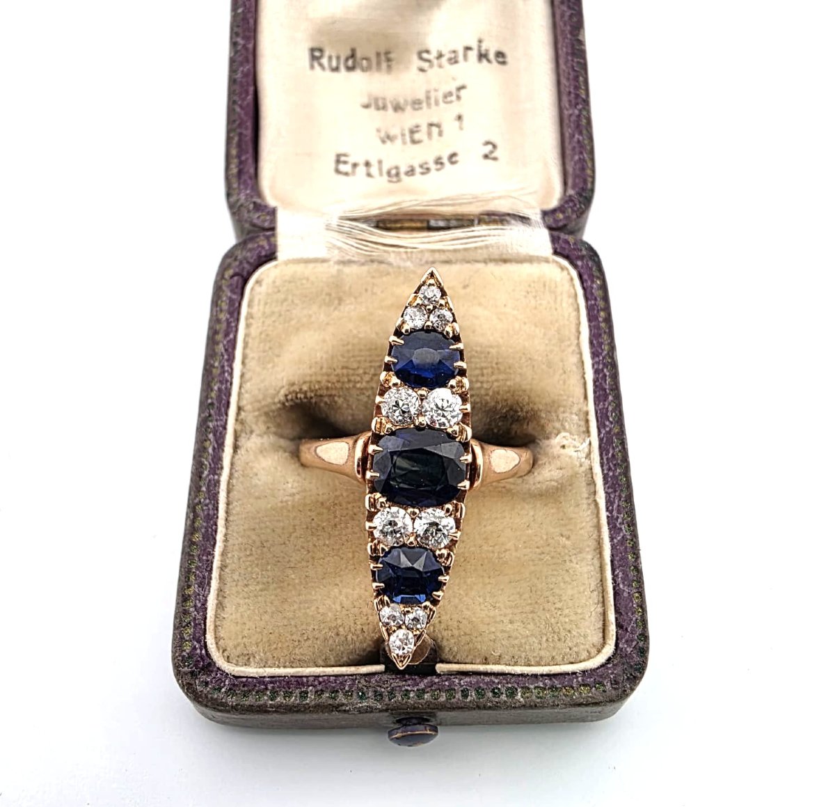 Bague en or jaune 18kt avec diamants et saphirs-photo-3