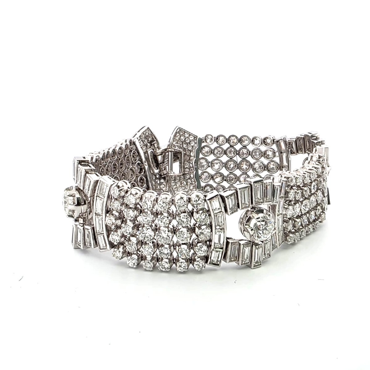 Platinum Bracelet With Diamonds-photo-1