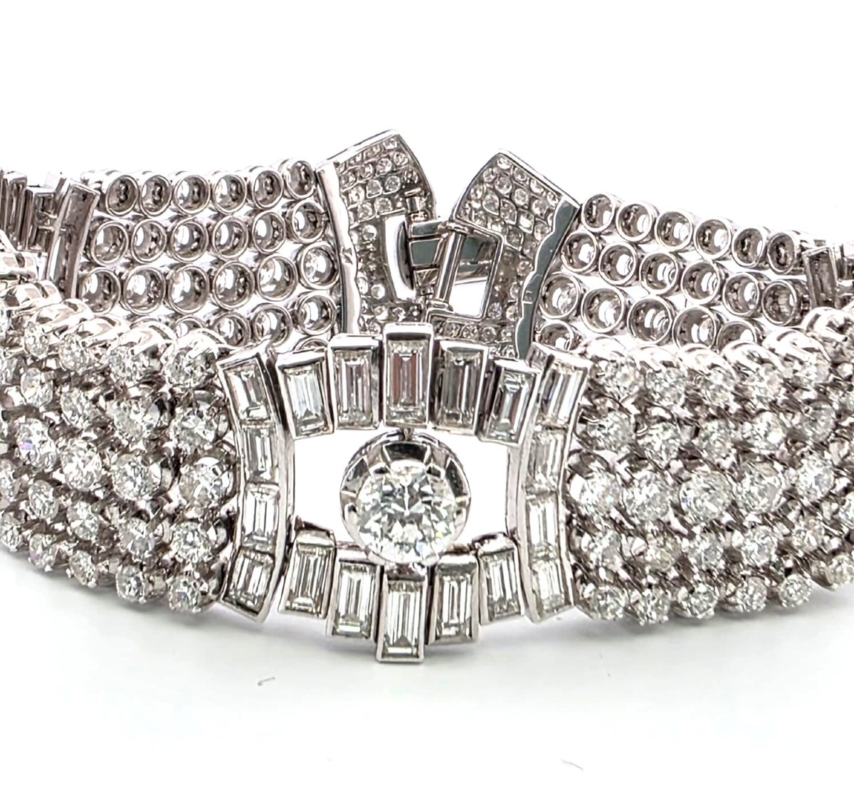 Platinum Bracelet With Diamonds