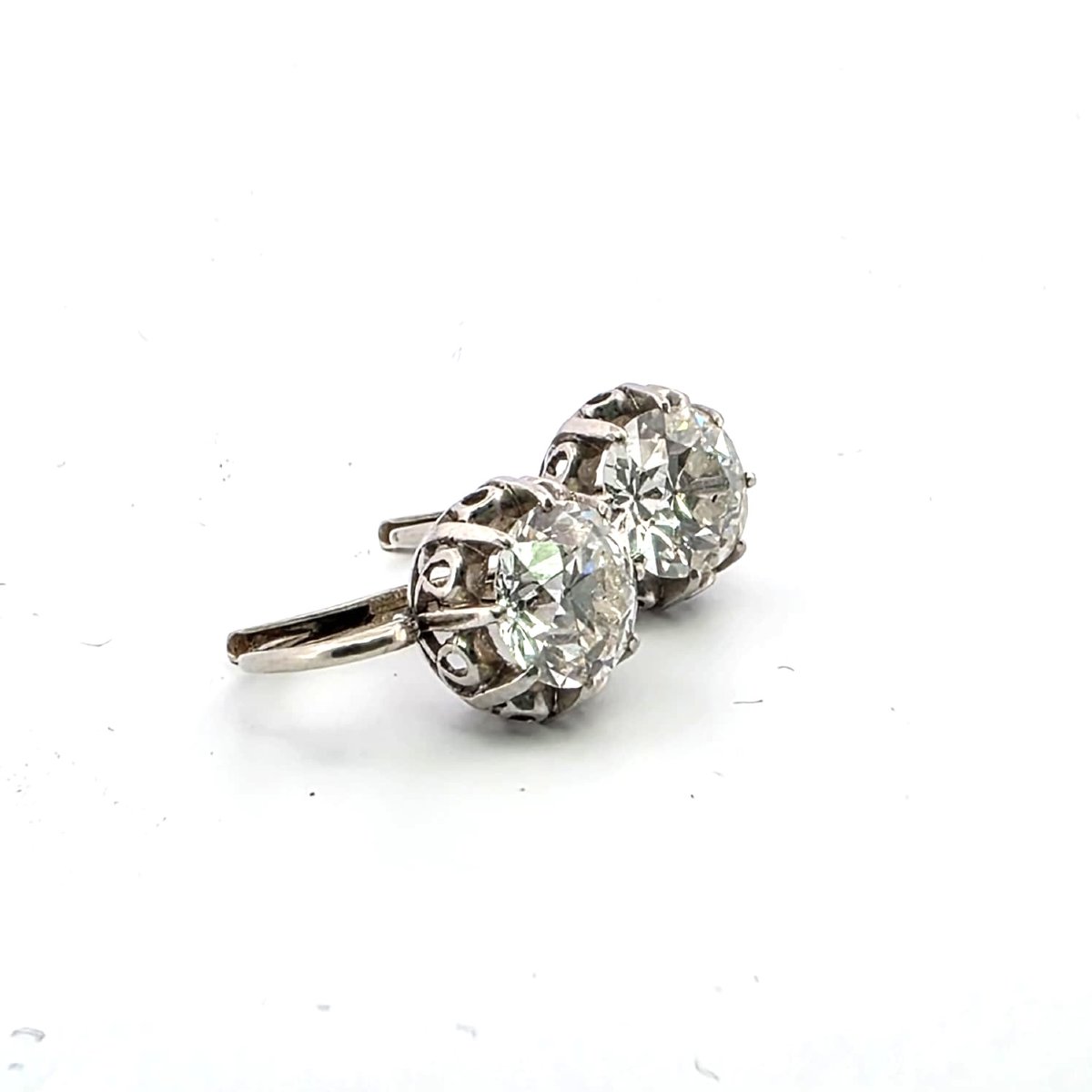 Boucles d’oreilles avec des diamants-photo-4