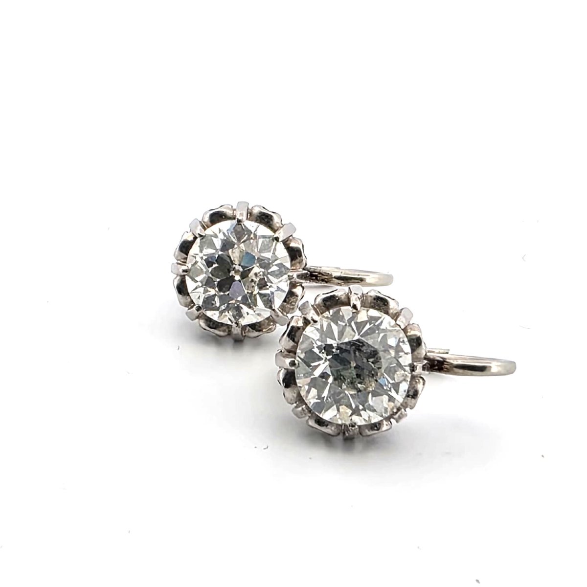 Boucles d’oreilles en or blanc 18kt avec des diamants importants-photo-3