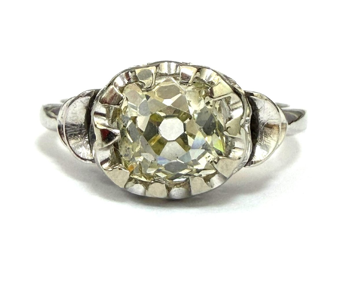 18-karat White Gold Ring With A Diamond-photo-4