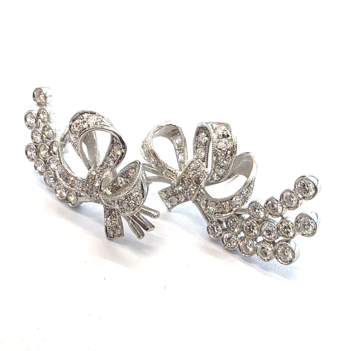 Platinum Earrings With Diamonds-photo-3