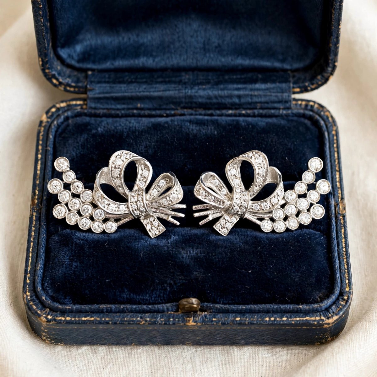 Platinum Earrings With Diamonds