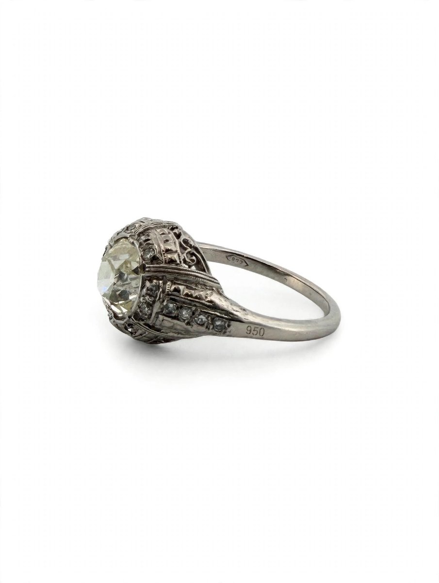 Art Deco Platinum Ring With Diamonds-photo-3
