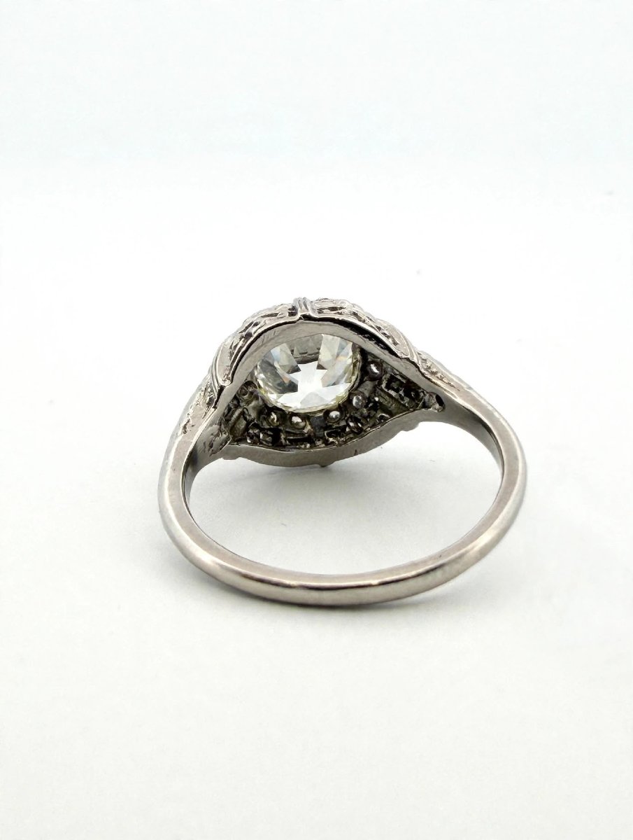 Art Deco Platinum Ring With Diamonds-photo-1