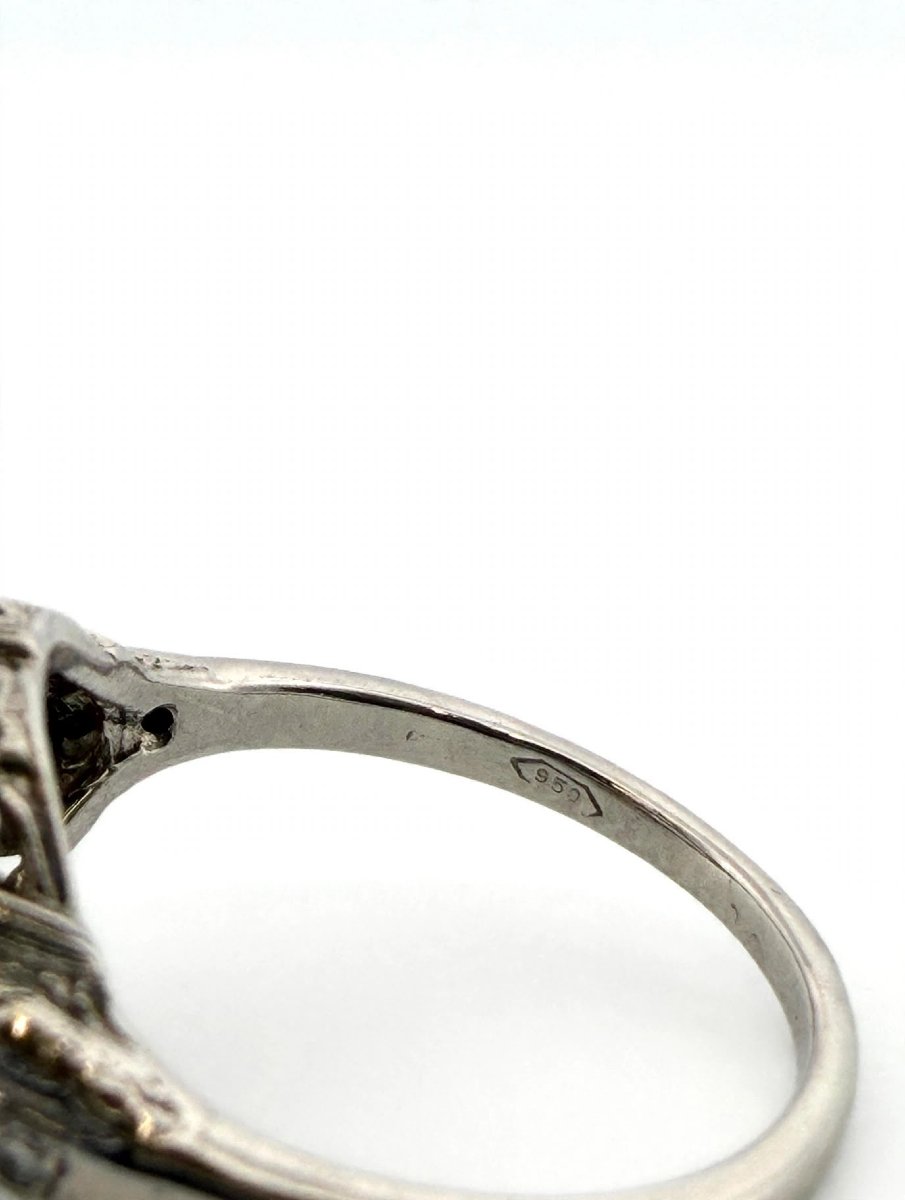Art Deco Platinum Ring With Diamonds-photo-2