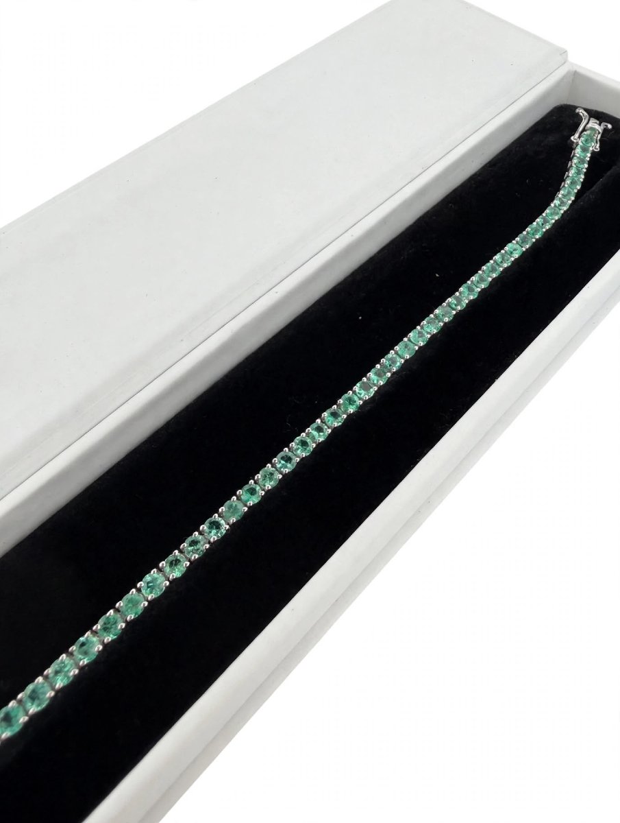 18k White Gold Tennis Bracelet With Emeralds-photo-2