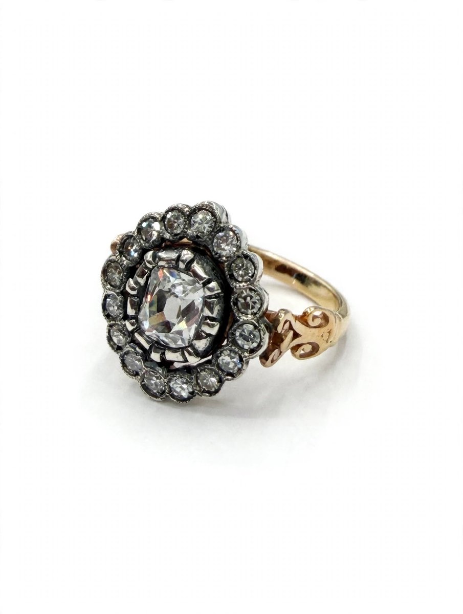 Bague Rosette Antique Victorien avec Diamant Old Cushion central et avec contour de Diamants Ol-photo-2