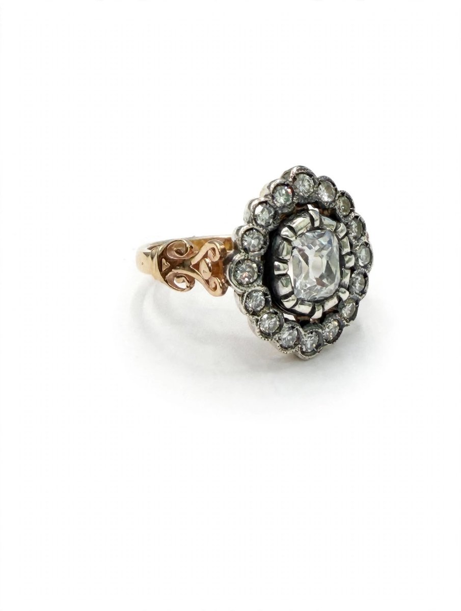 Bague Rosette Antique Victorien avec Diamant Old Cushion central et avec contour de Diamants Ol-photo-4