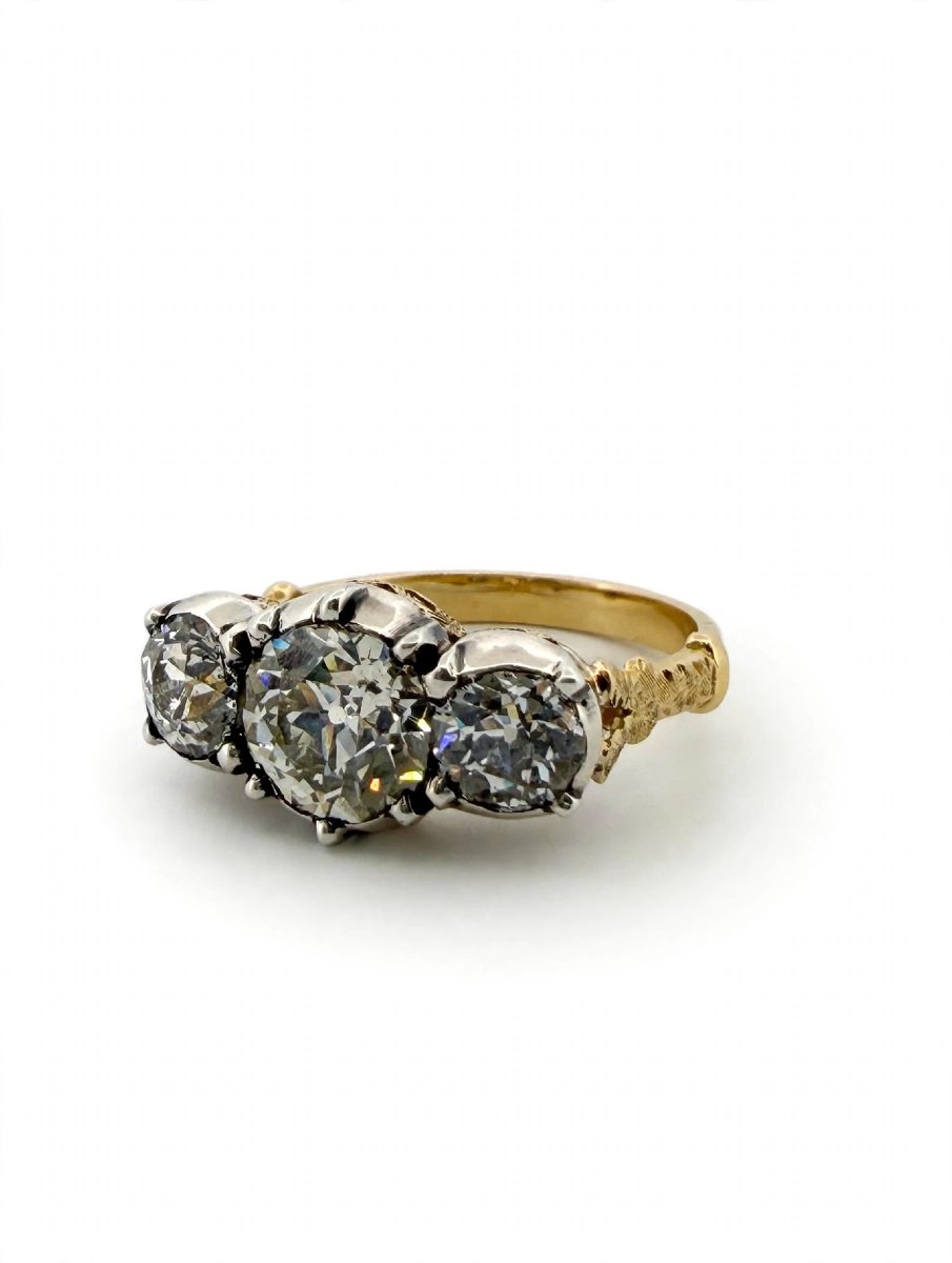 Victorian-style Trilogy Ring In 18k Yellow Gold With Diamonds-photo-2