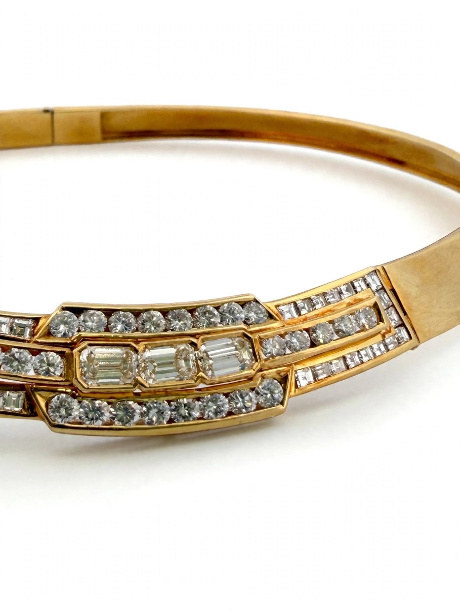 18k Gold Rigid Necklace With Diamonds-photo-4