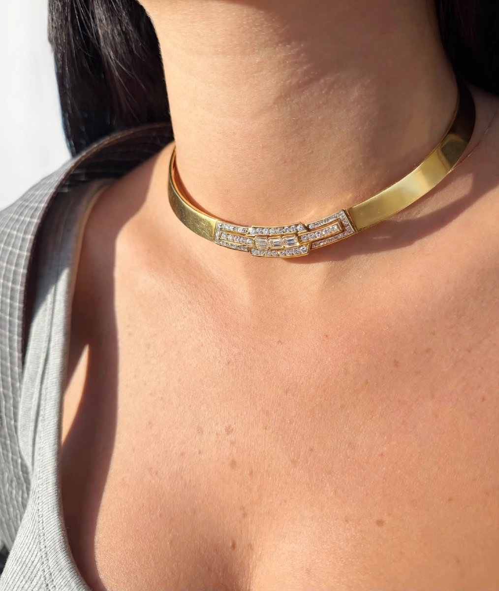 18k Gold Rigid Necklace With Diamonds-photo-8
