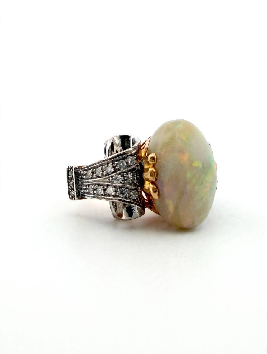 18k Yellow And White Gold Ring With Opal And Diamonds-photo-3