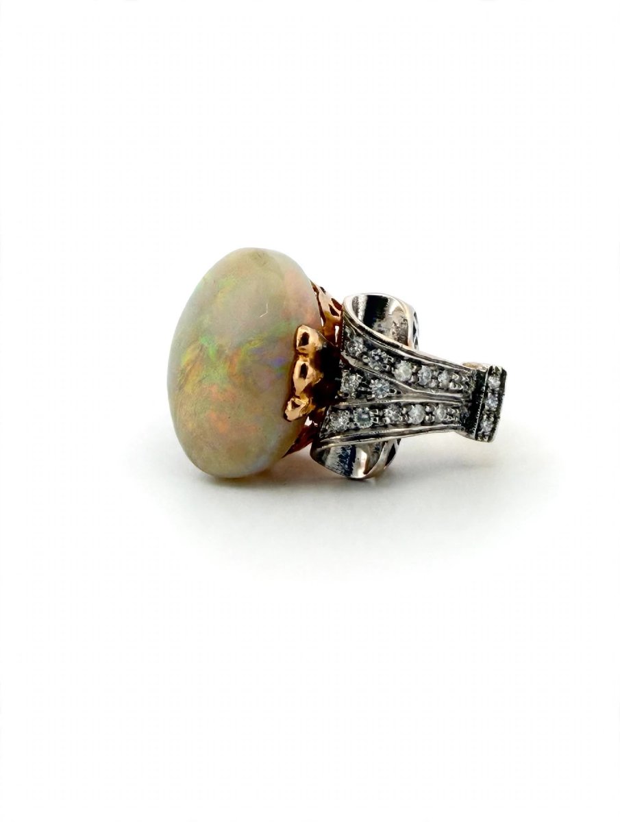 18k Yellow And White Gold Ring With Opal And Diamonds-photo-4