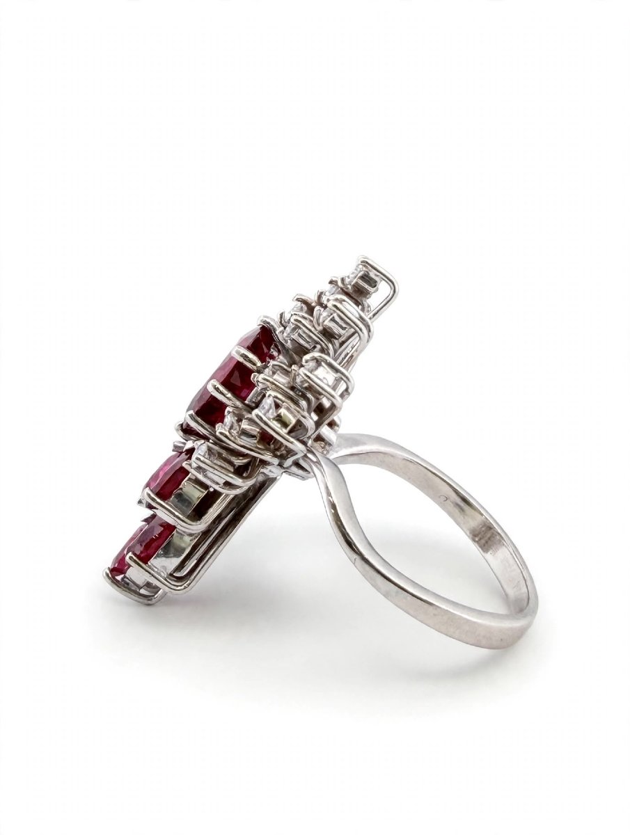 Bague en or blanc 18Kt avec rubis et diamants-photo-1