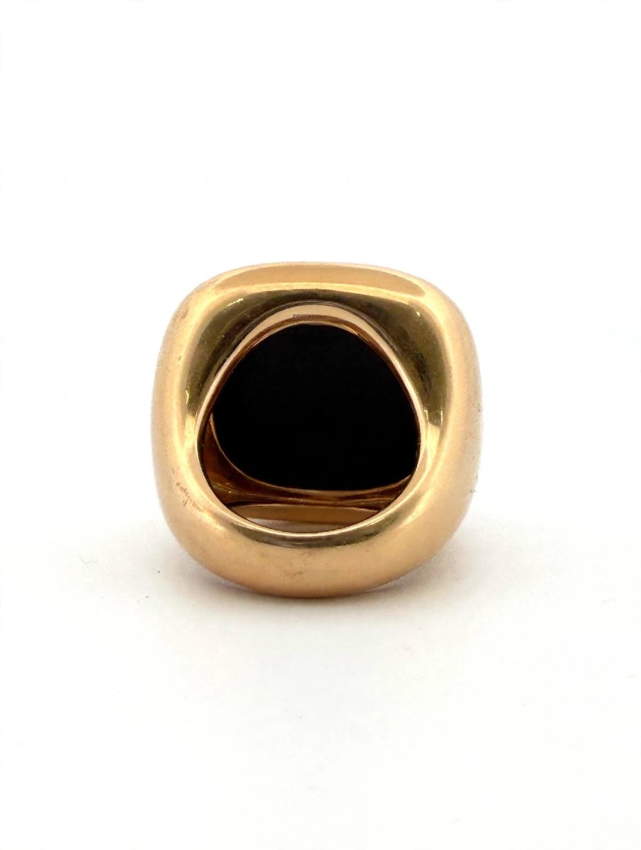 Bague Pomellato modèle Victoria enchâssé d’un grand cabochon à jet facetté-photo-1