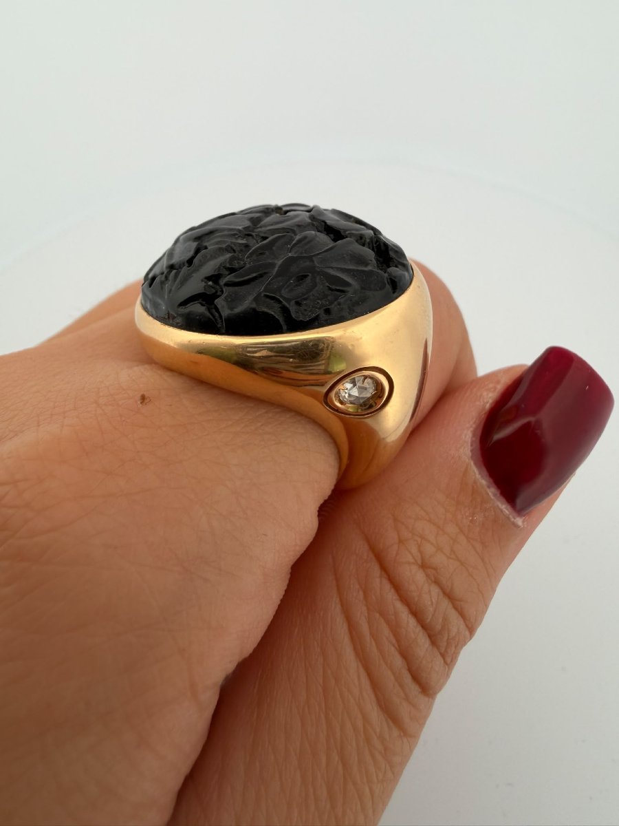 Bague en or 18Kt Pomellato modèle Victoria Jet sculpté à la main et diamant latéral-photo-5