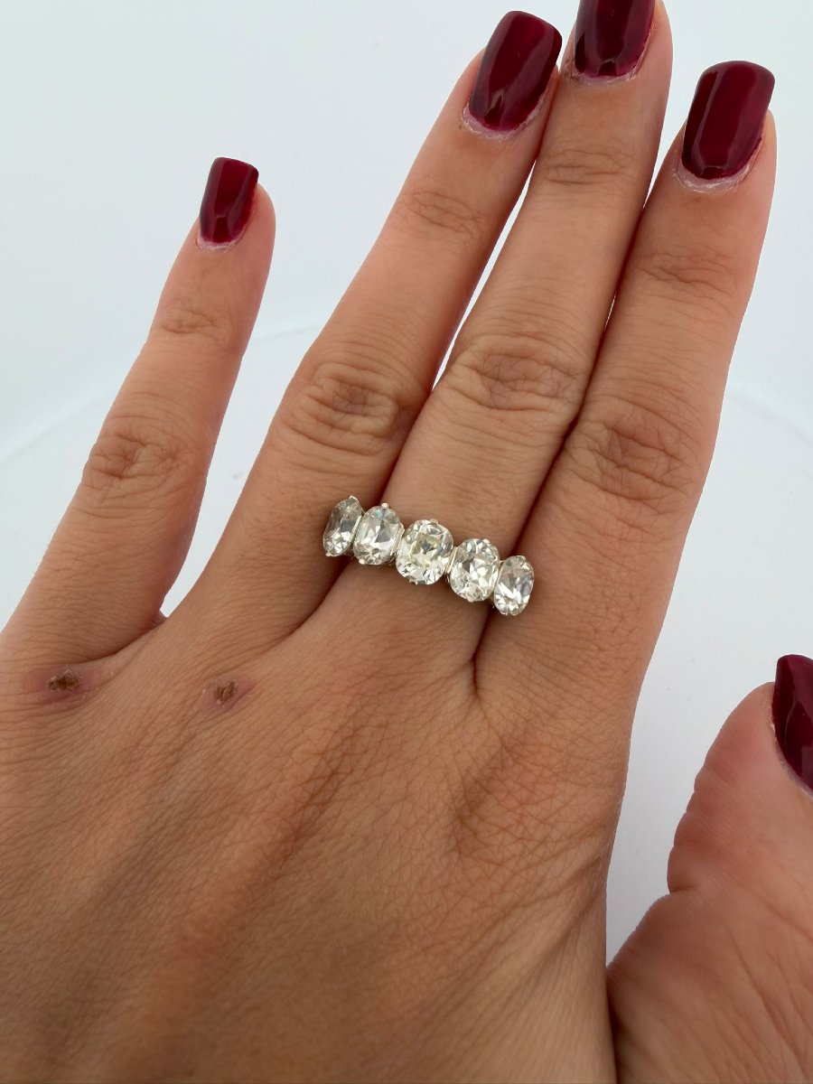 Veretta Ring In 18k White Gold With 5 Antique Cushion-cut Diamonds-photo-5