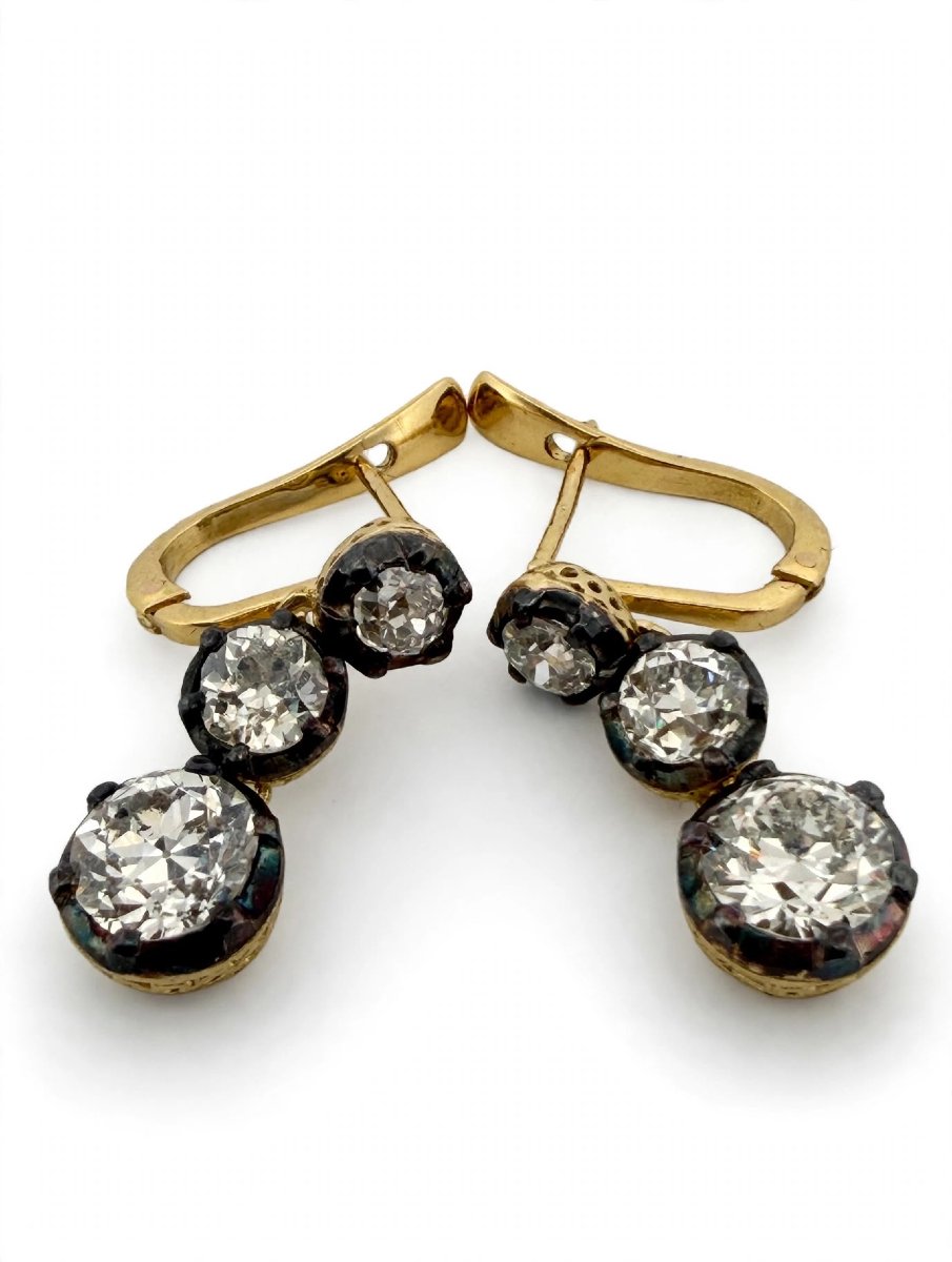 Antique 18k Gold Dangle Earrings With 3 Diamonds-photo-2
