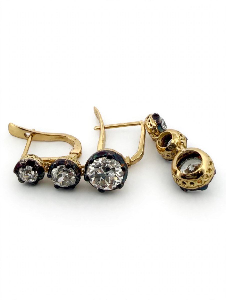 Antique 18k Gold Dangle Earrings With 3 Diamonds-photo-4