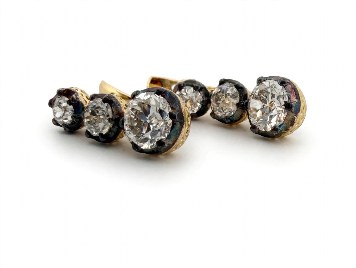 Antique 18k Gold Dangle Earrings With 3 Diamonds-photo-5