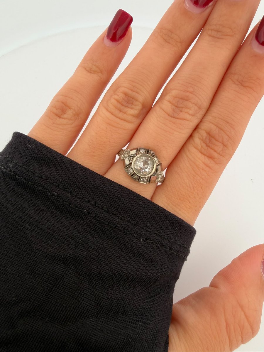 Antique 18k White Gold Ring With Old Mine Cut Diamonds-photo-5