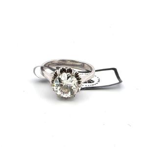 Bague solitaire vintage en or blanc avec diamant important